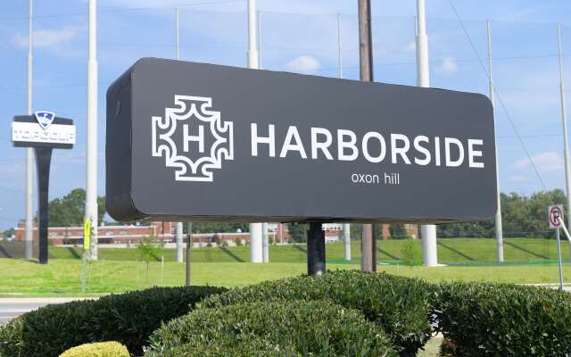 Harborside Hotel