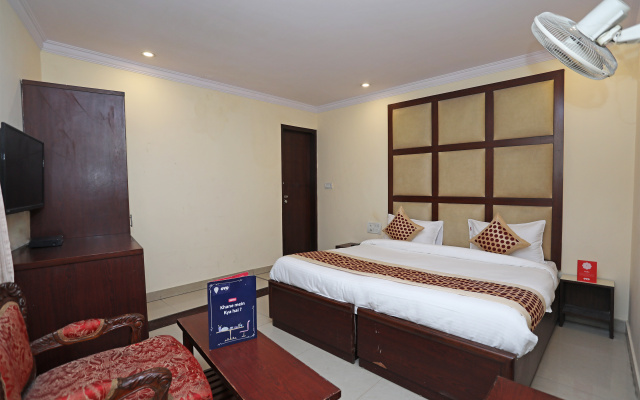 OYO 10750 Hotel Vivek