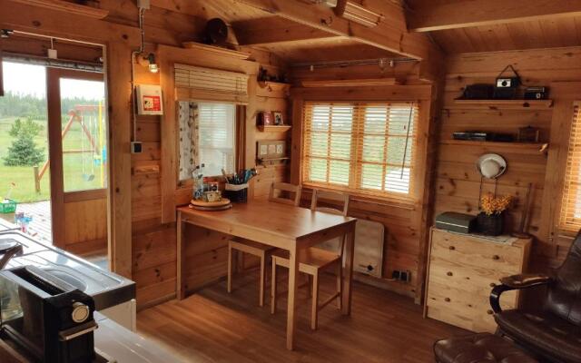 Cosy Cabin by Lake & Woods with Views
