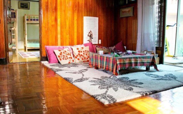 Homo Nomad Guesthouse for Backpackers