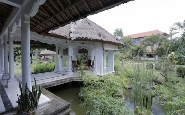 RedDoorz @ Bidadari Seminyak