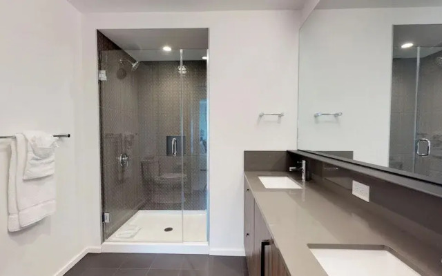 Global Luxury Suites in South End