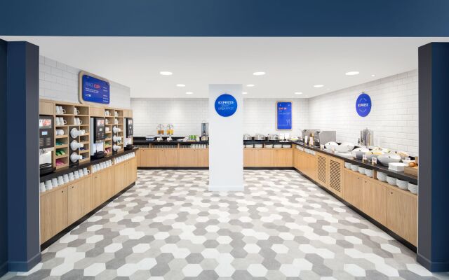 Holiday Inn Express Birmingham - City Centre by IHG