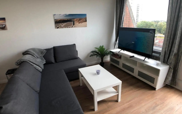 Nur 50m zum Yachthafen und 100m zum Strand
