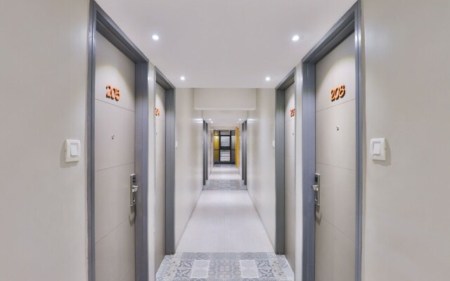 OYO Townhouse 740 Hotel Swastik