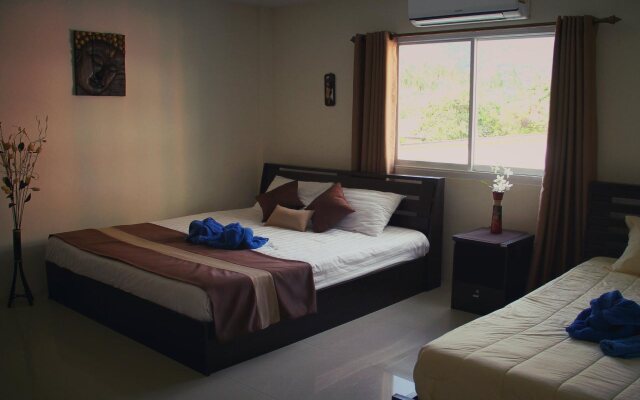 Tropical Sands Guesthouse
