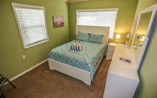 5670 Williams Dr. - M