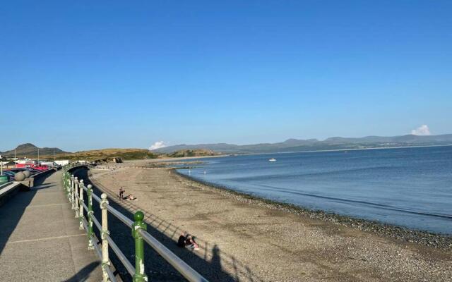 Seaview Duplex Apartment - Spectacular Views