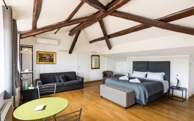 Tittoni Palace Gardens