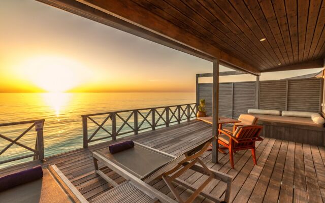 Komandoo Maldives Island Resort