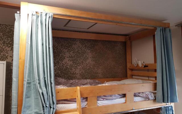 Guesthouse ZINK - Hostel