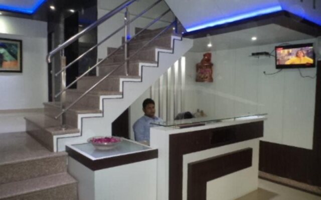 Hotel R K International