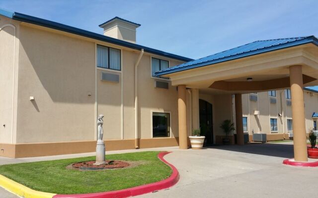 Quality Inn And Suites Wichita