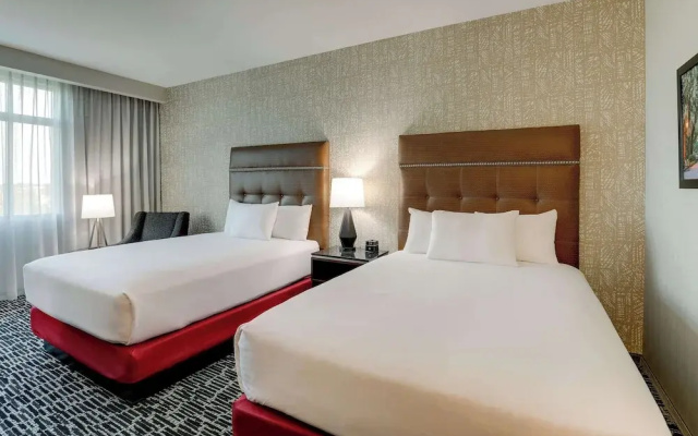 Drury Plaza Hotel Savannah Pooler