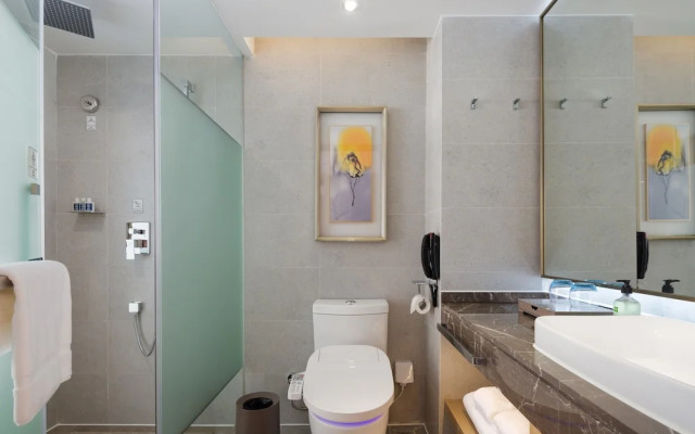 Kaigaosi Hotel (Guangzhou Railway Station Subway Station Baima Clothing City)