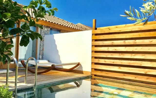 Caesars Gardens Hotel & Spa