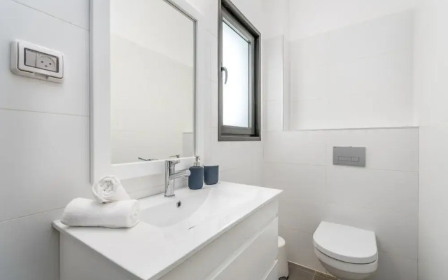 luxury garden apartment heated pool