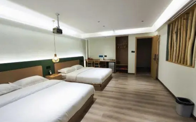 Lanyu Inn (Yichang Three Gorges Dam)