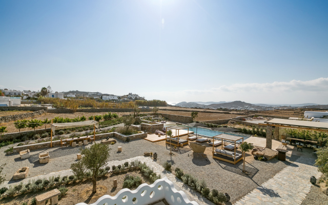 Portes Mykonos Suites & Villas