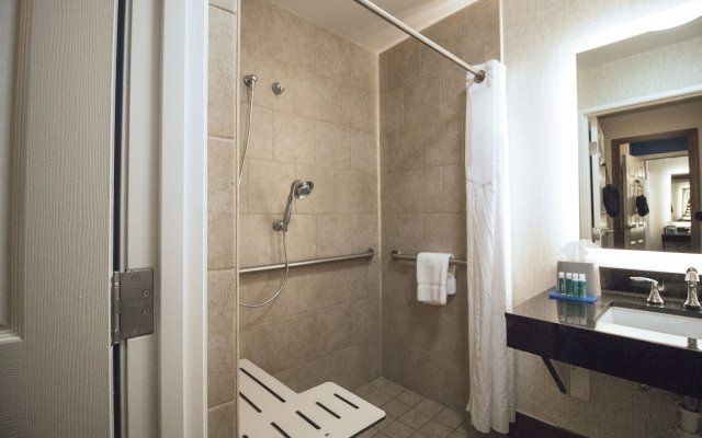 Holiday Inn Express & Suites Columbia-I-26 @ Harbison Blvd, an IHG Hotel