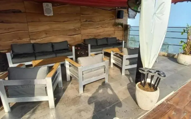 Mai Hotel