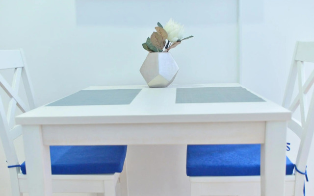 Split Center Room Helena