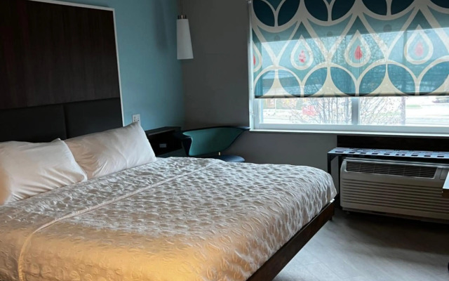 Tru by Hilton Lancaster East