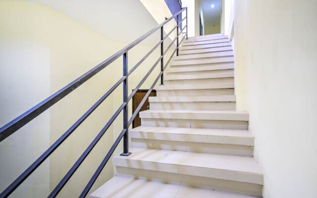 OYO 2509 Central District Residence