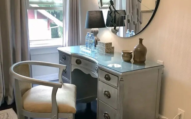 Suite Smart Shaughnessy