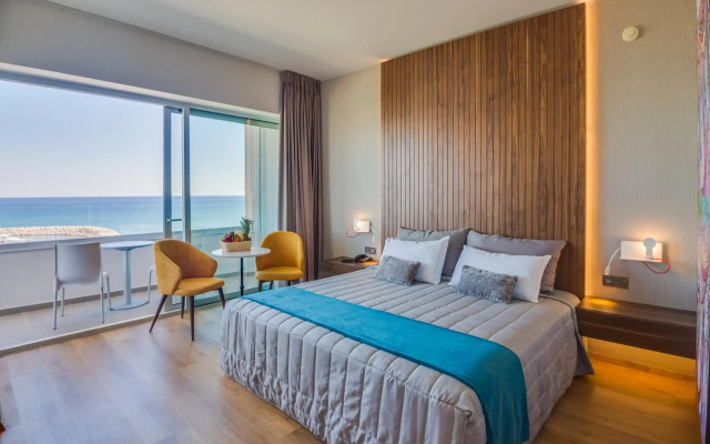 Sun Hall Hotel