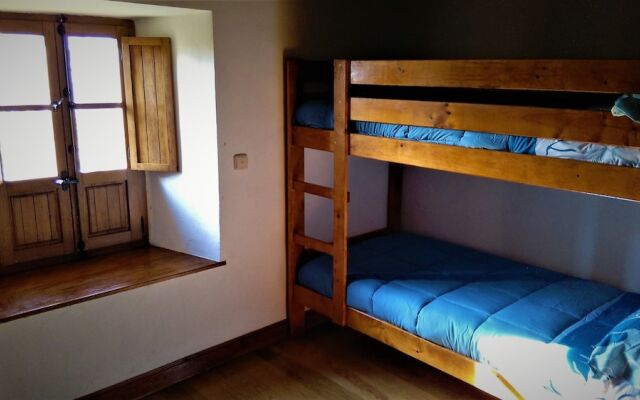 Albergue Rural Mandoia - Hostel