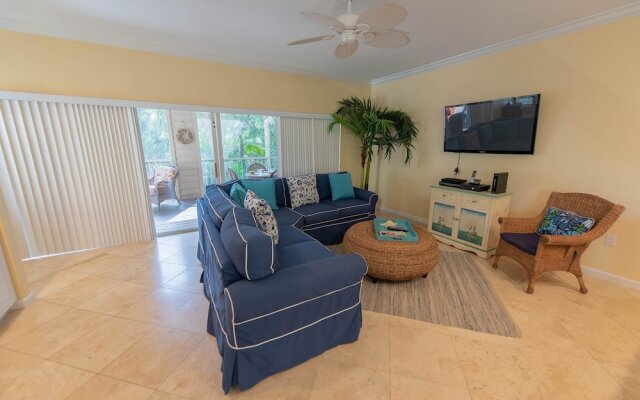 Quiet Palms Apartment 3