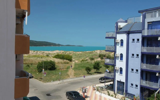 Salena Hotel