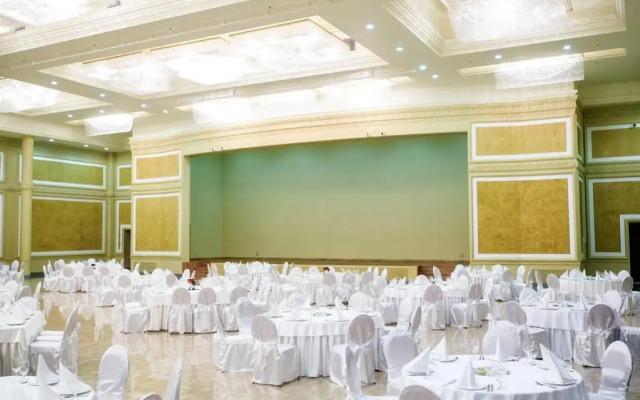 7 Days City Hotel