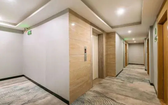 Nanning Eggshell Hotel