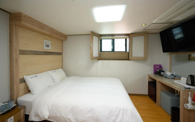 Daeyoung Hotel Seoul