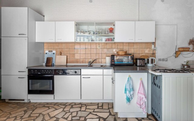 Beautiful Apartment in Klenovica With Wifi and 2 Bedrooms