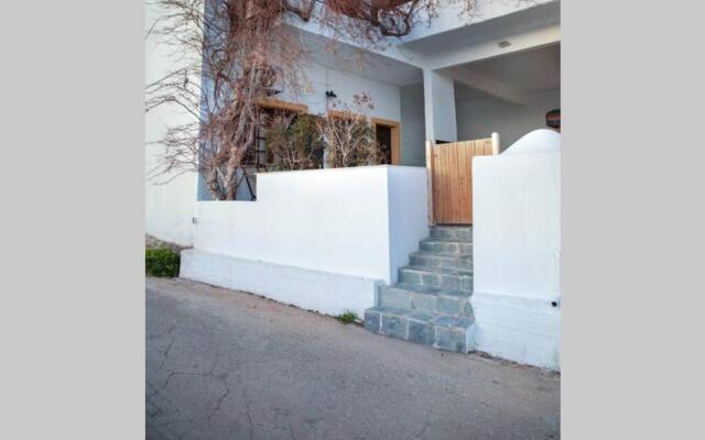 Seaside Family house with playground - El Zachos