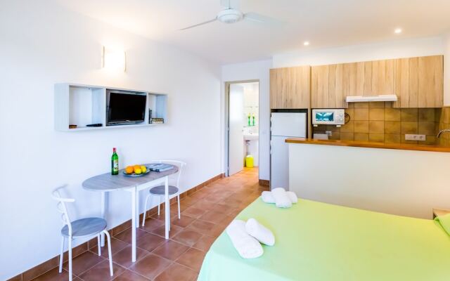 Apartamentos Arenal Playa
