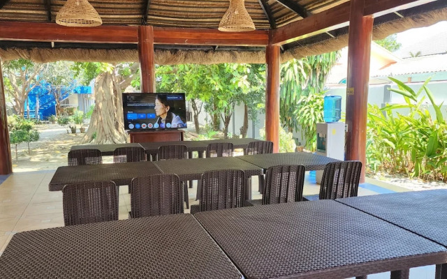 Kulibangbang Beach Resort