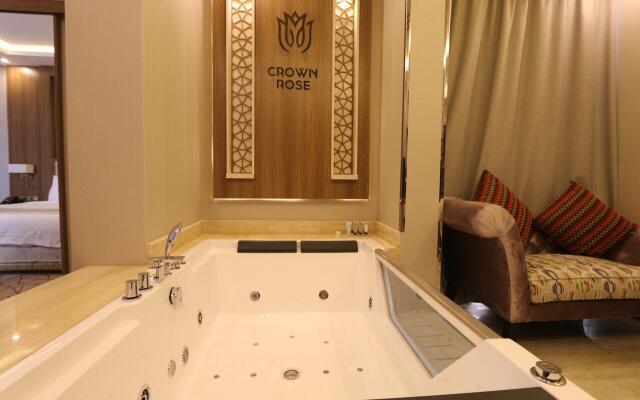 Crown Rose Hotel