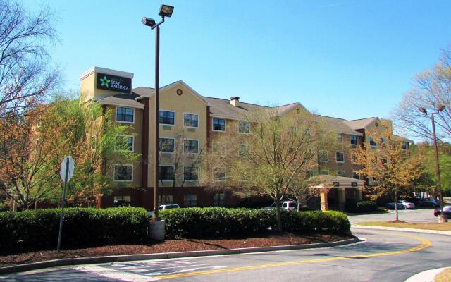 Extended Stay America Suites Atlanta Perimeter Crestline