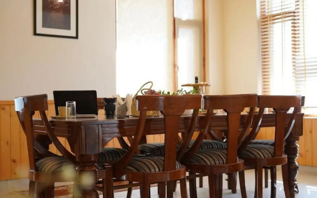 Ashapuri Village Manali - A Luxury Resort & Cottages