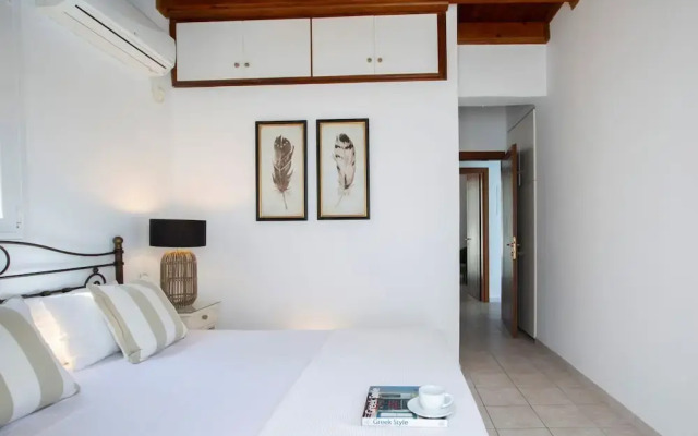Luxury Villa With Stunning Views in Lefkada
