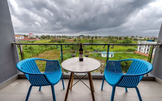 Phoenix Sea View Hotel