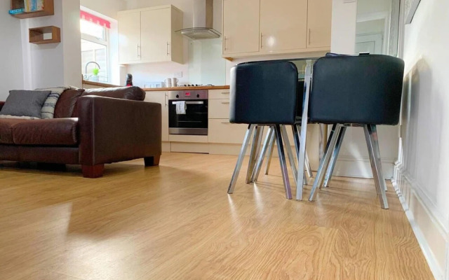 Bedford Road Garden Apartment