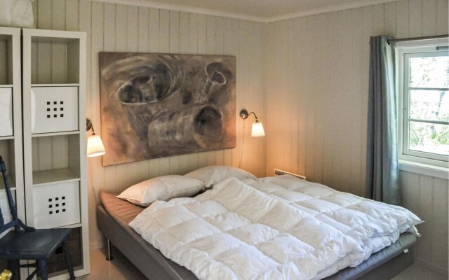 Beautiful Home in Flekkerøy With 4 Bedrooms and Wifi