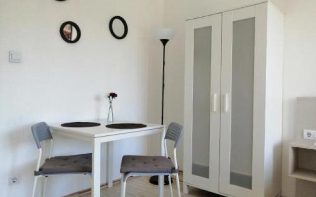 Zoom-Budapest Apartments