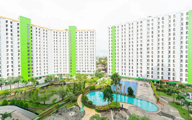 OYO 498 Green Lake View Ciputat