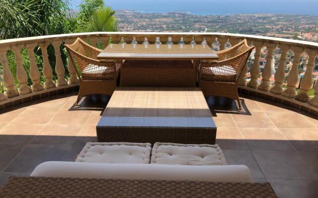 Sun Set Suite Villa